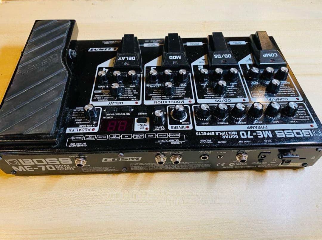 BOSS ME-70 ギター マルチエフェクター 取説付き　DCケーブル付属