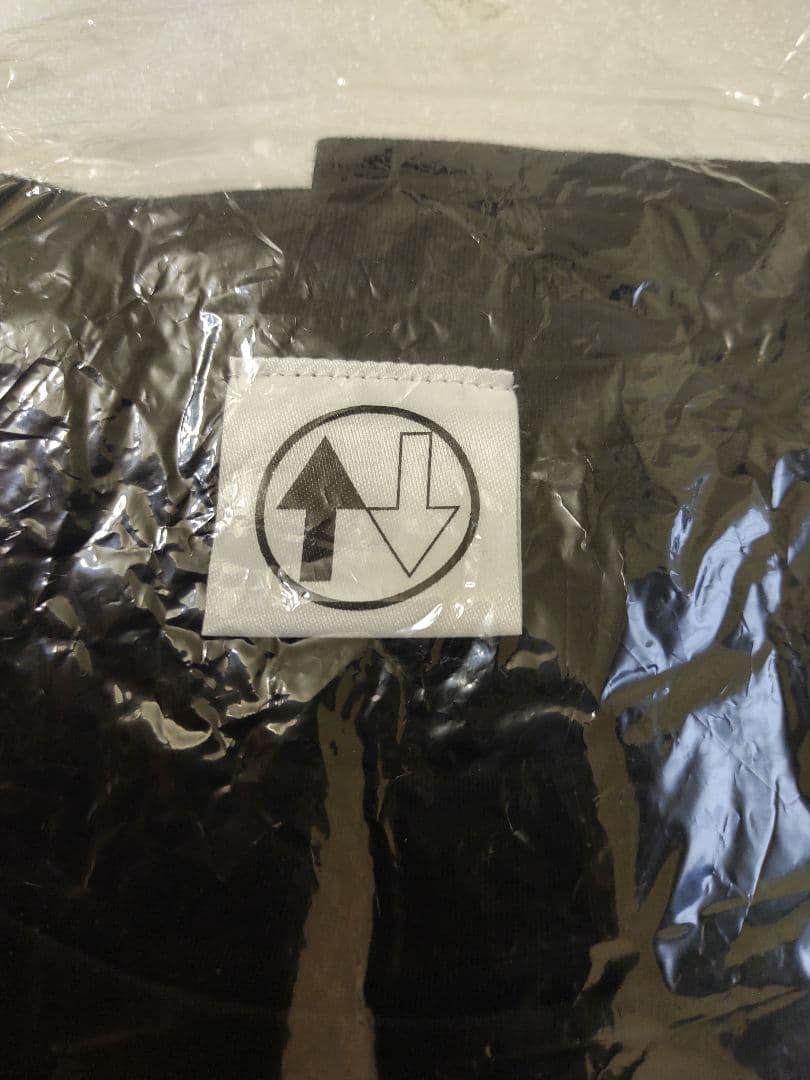 ハイロウズ新品未開封 Tシャツ サイズM レア貴重品