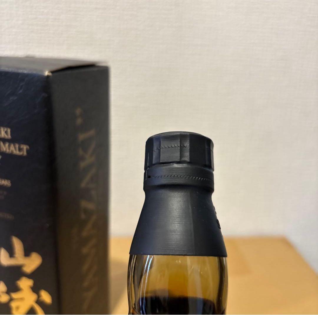 サントリー　ウイスキー　山崎18年　750ml 専用箱付き　番号15万　未開封