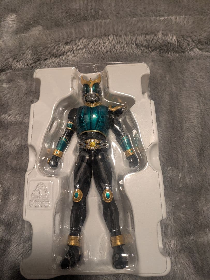 真骨彫 仮面ライダークウガ ライジングペガサス