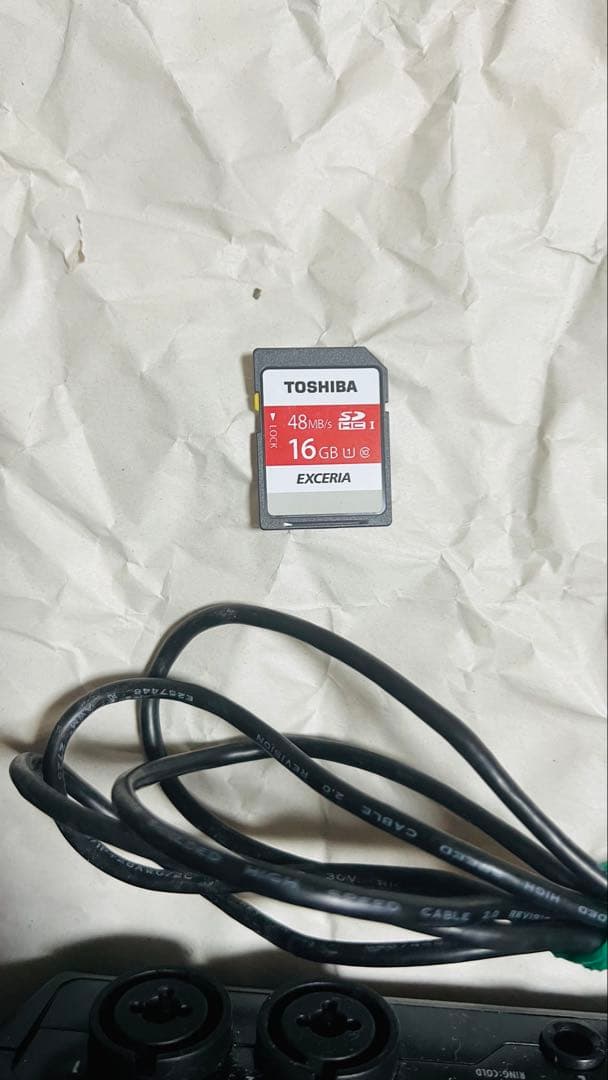 ZOOM R8 MTRとSDカード付き16GBとフットペダルとケースとシールド