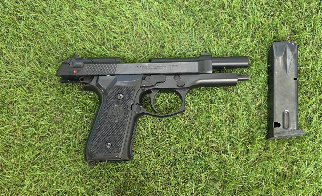 マルシン　Beretta 92 FSブラックモデルガン