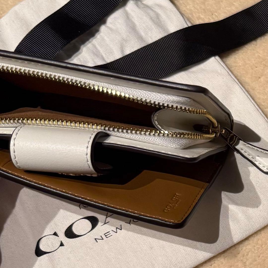 新品　コーチ　coach COACH 財布　ウォレット　二つ折り　CW786