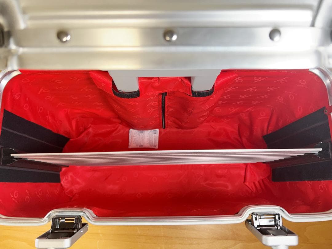 超美品♪ リモワ ボーダフォン パイロット トローリー トパーズ 2輪 ビジネス