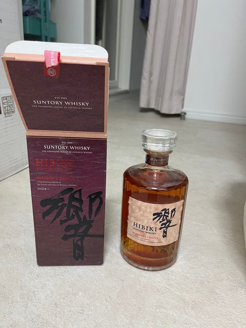 新品未開封　サントリー 響 ブレンダーズチョイス ウイスキー/700ml