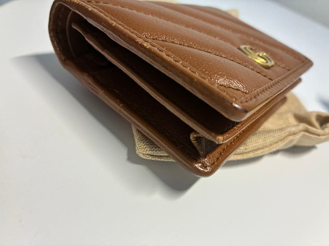 グッチ　マーモント　スモールウォレット　コンパクト財布　GUCCI