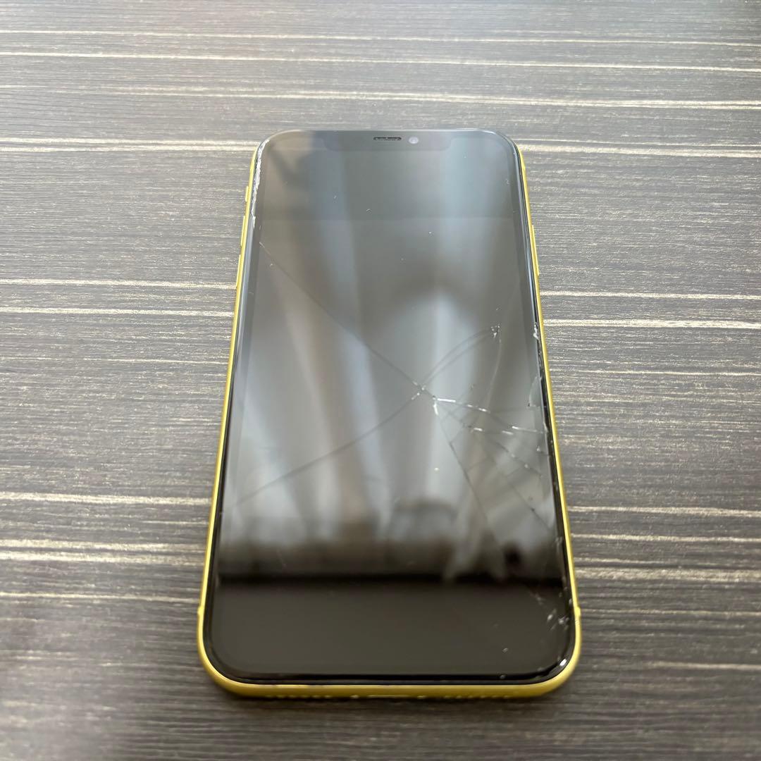 iPhone 11 256GB Yellow SIMフリー ジャンク