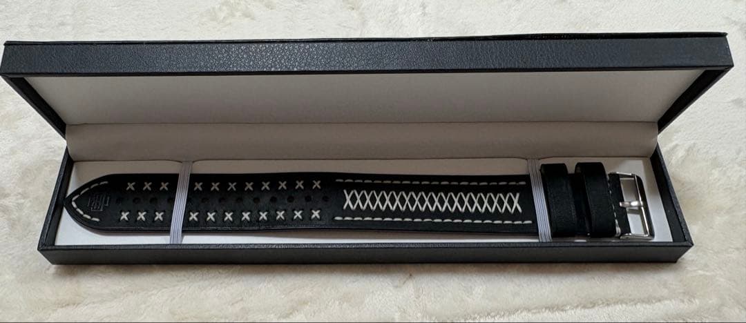 CHRNZIZM ブラックレザーベルト 箱付き