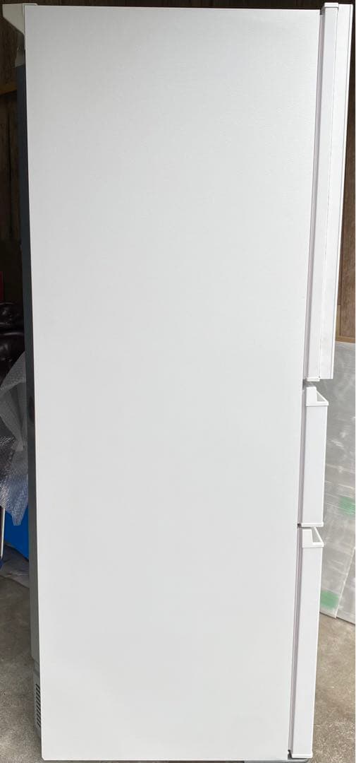 東芝　ノンフロン冷凍冷蔵庫　GR-U33SC (WU) 2023年製　326L