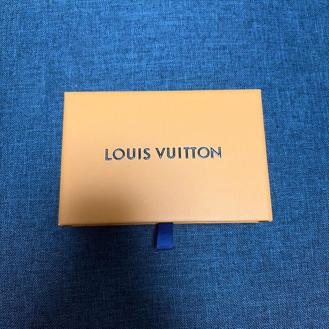 s*u様 ルイヴィトン ピアス