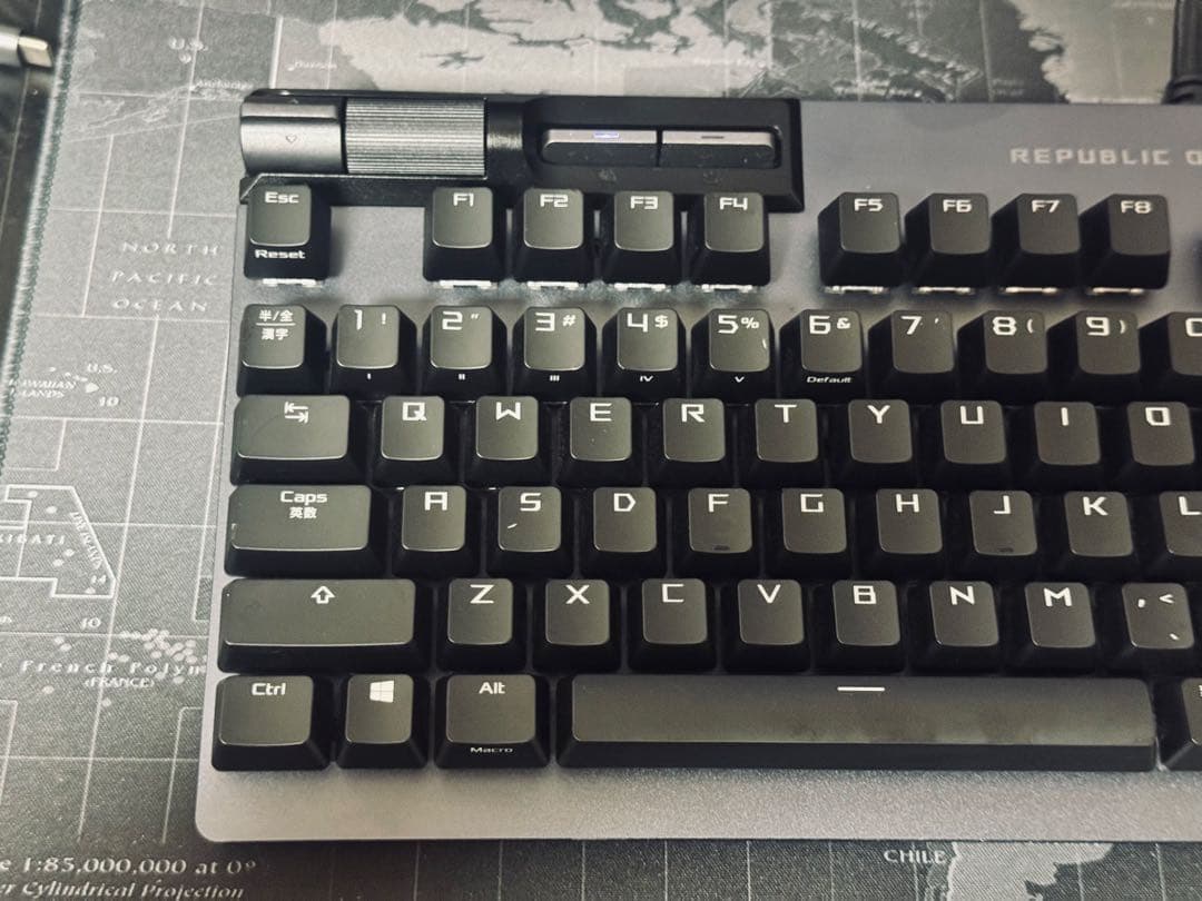 ROG Strix Flare II メカニカルキーボード