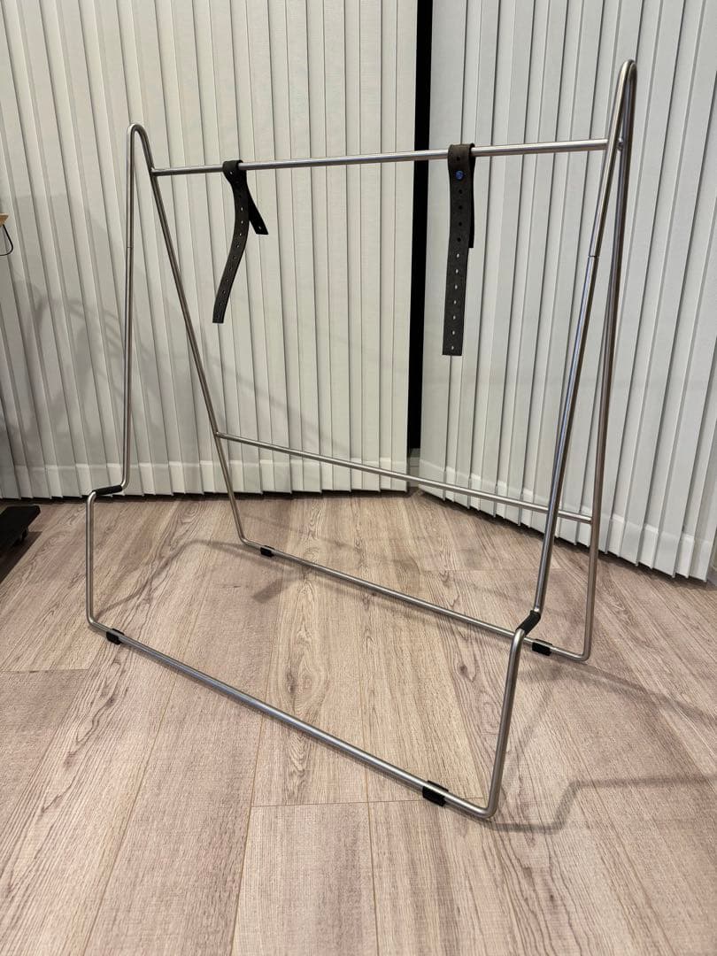 Eva Solo Carry TVスタンド ステンレススチール