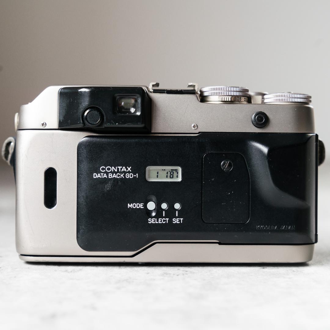 CONTAX G1D ＋ planar 45mm TLA 140 flash