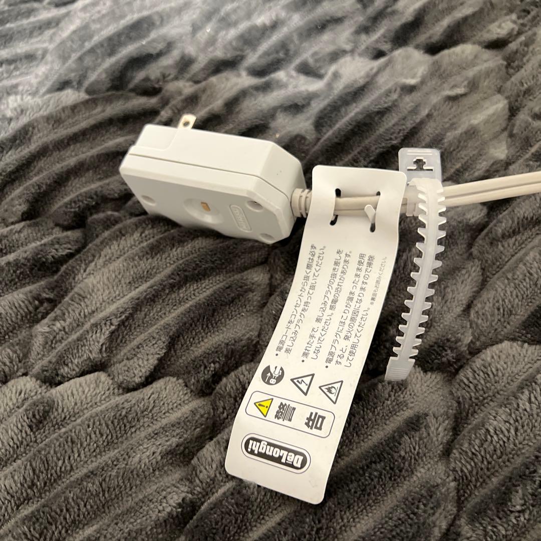 【美品】デロンギ オイルヒーター KHD410812-BK