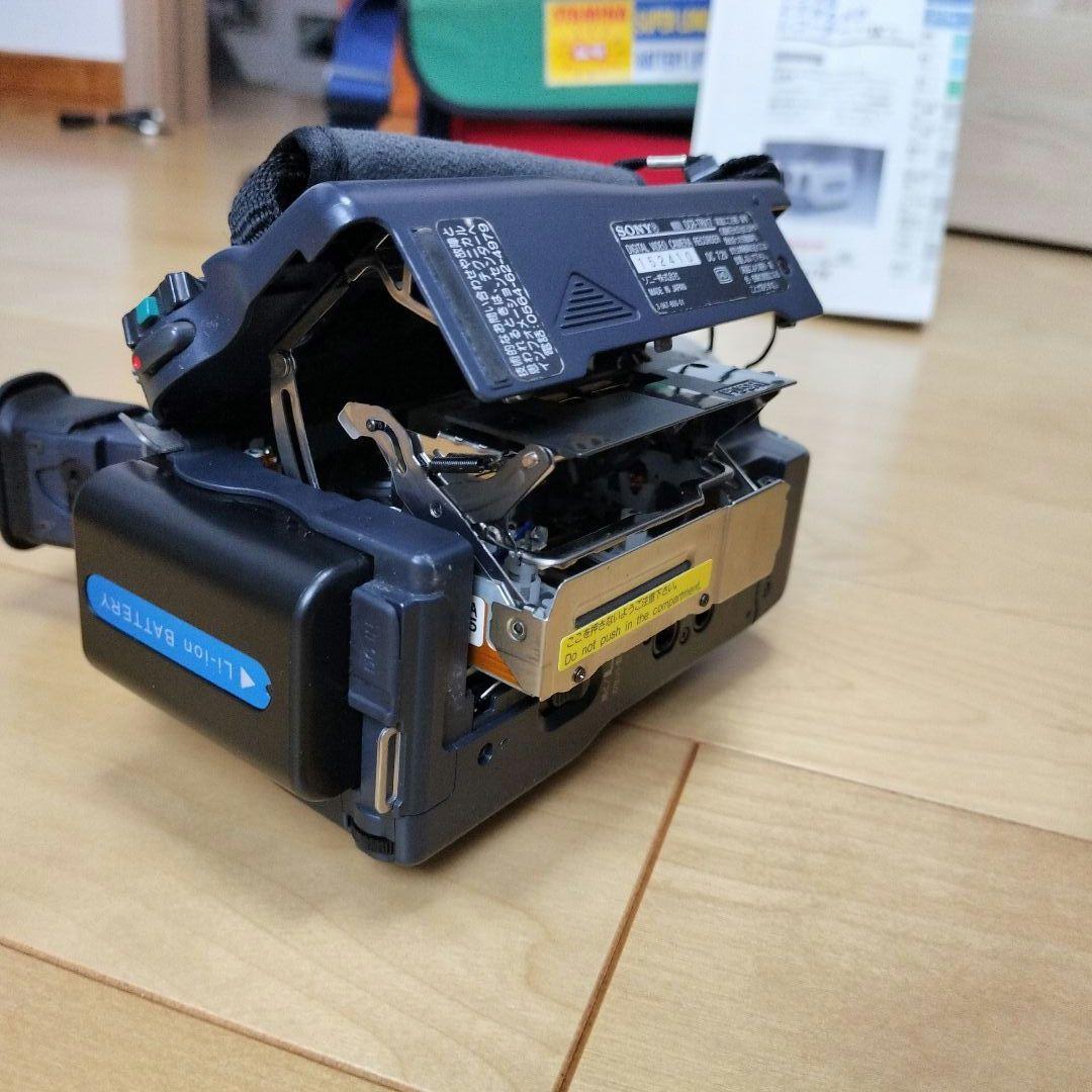 SONY Handycam DCR-TRV17 ケース付き　動作確認済み