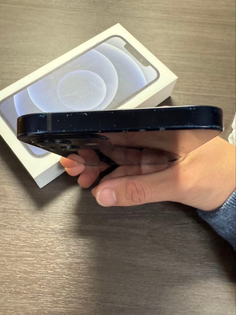 iPhone12ブラック128GB 箱付き 初期化済み SIMロック解除済み