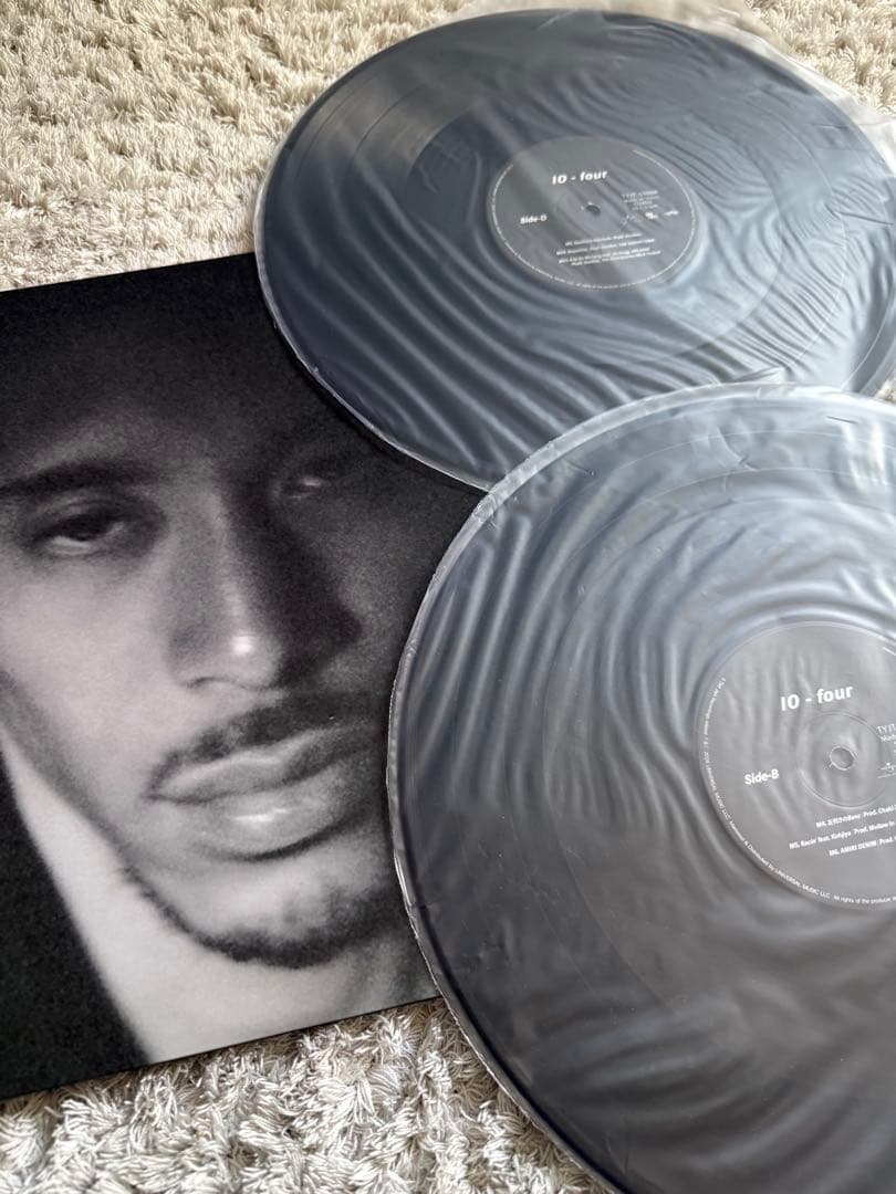 IQ - Four 2枚組レコード