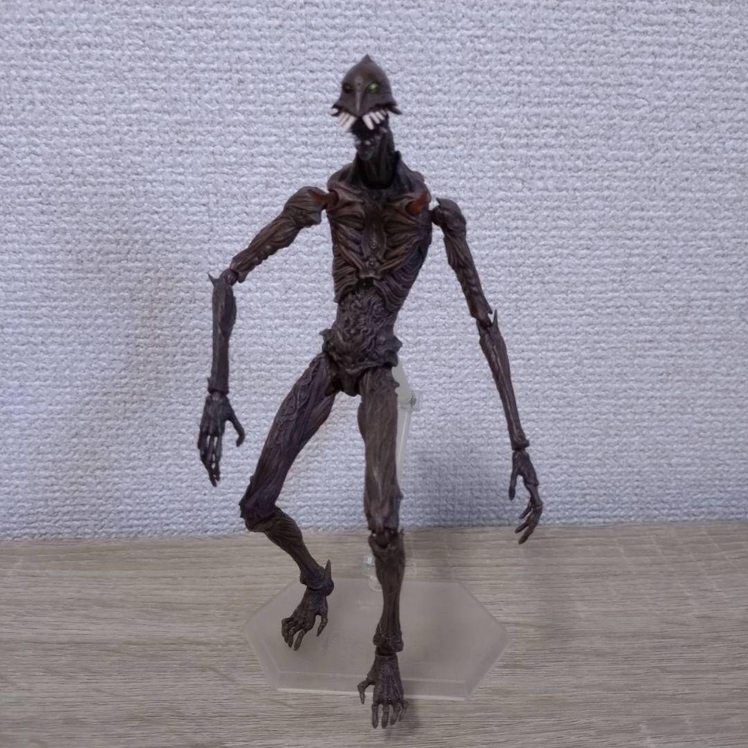 figma 巨神兵 figma 開封済み 箱無し