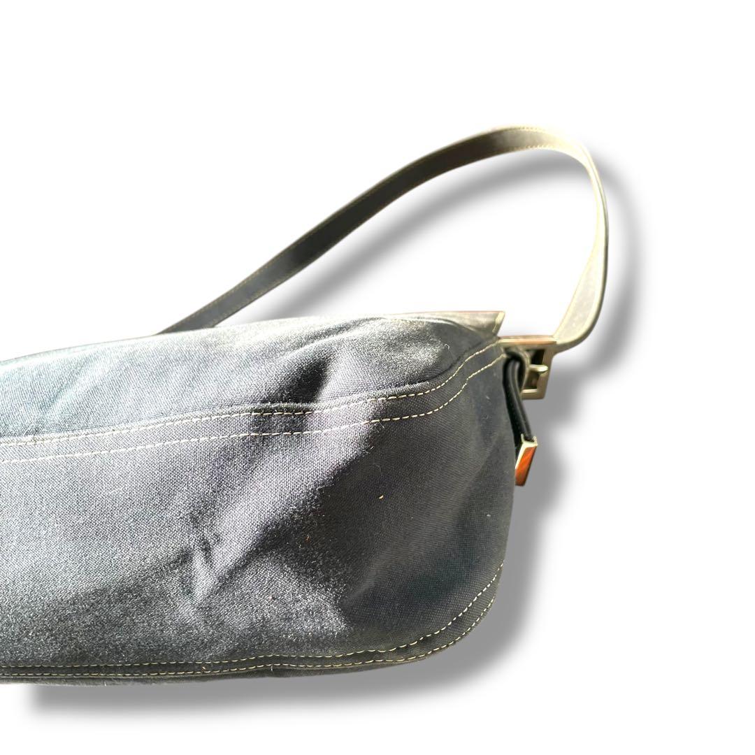 【希少】フェンディ マンマバケット マーブル金具 ワンショルダーバッグ