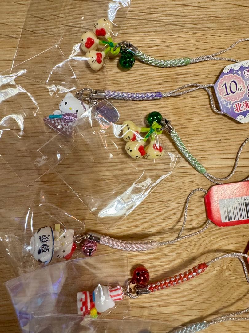 チ*王様 ハローキティ ストラップ 41➕2個セット おまけつき