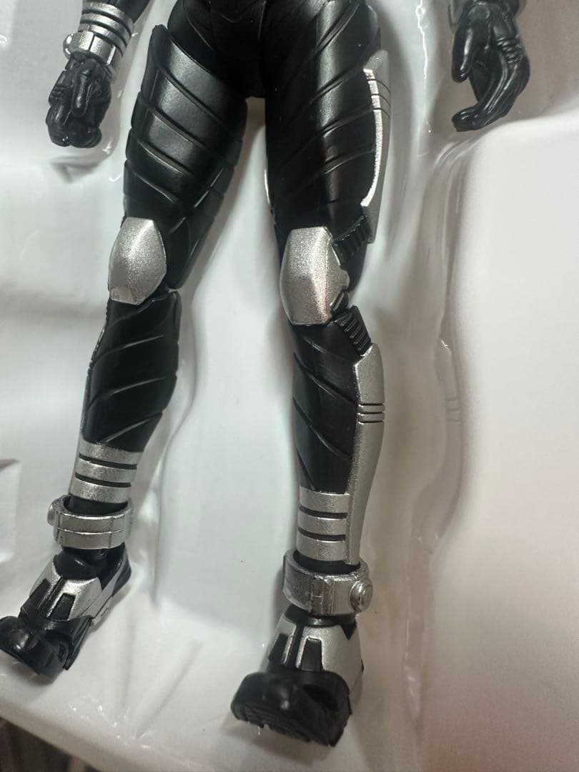 真骨彫　仮面ライダーダークカブト