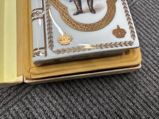 【古酒セット】 CAMUS カミュ ナポレオン 陶器 ブック