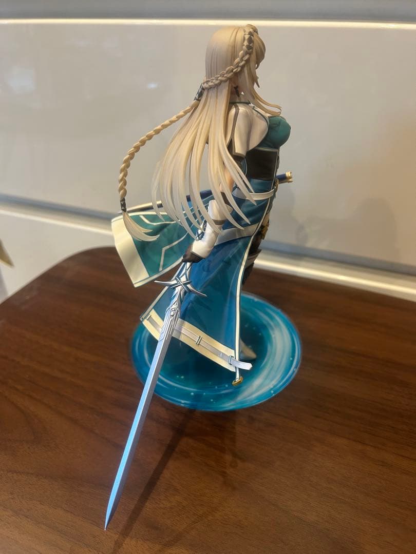 軌跡シリーズ エレイン・オークレール 1/8スケールフィギュア コトブキヤ