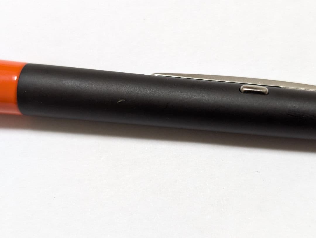Lamy　4pen　限定色　オレンジ　廃番ボールペン　多機能ペン　振り子式