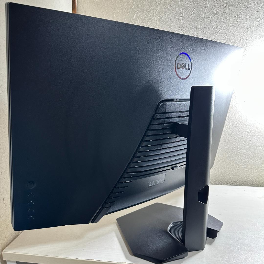 DELL 165Hz対応 31.5インチ ゲーミングモニター