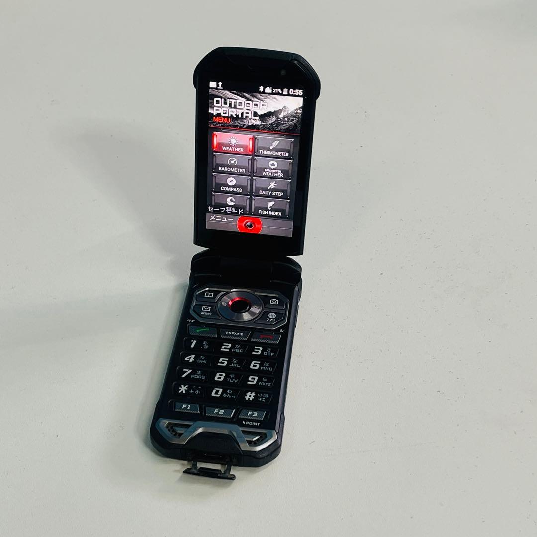 au TORQUE X01 折りたたみ式携帯電話 シルバー/ブラック