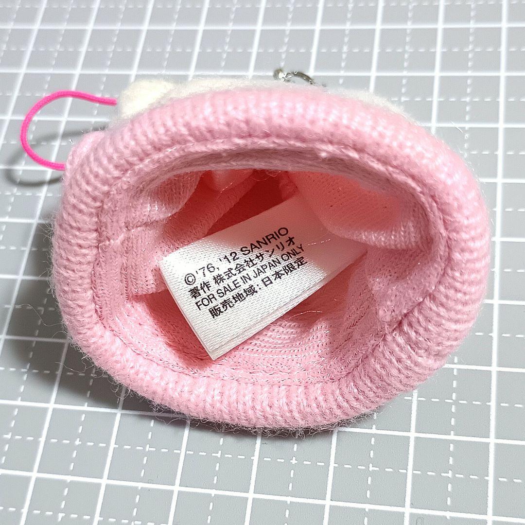 USJ　日本限定　レトロ　ハローキティ　耳付き帽子　ストラップ　ミニ　ニット