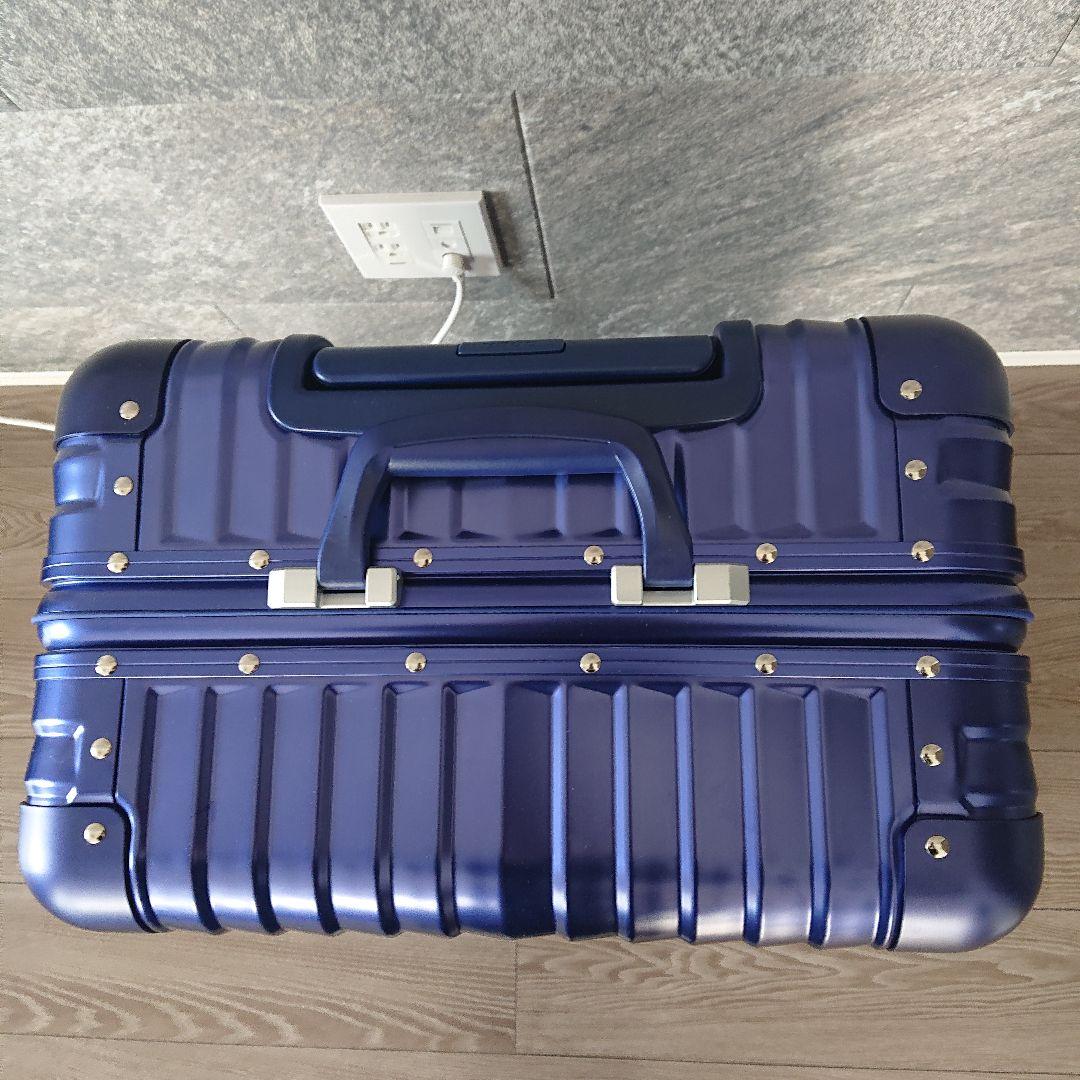 occa プレミアム 高級アルミスーツケース キャリーケース 【新品・未使用】