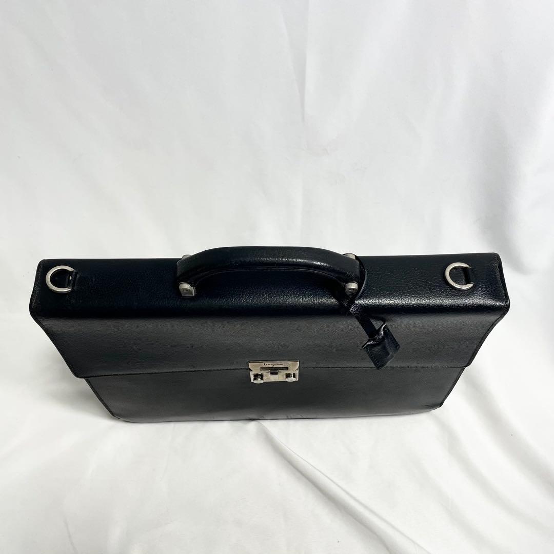 フェラガモ 2way ブリーフケース ビジネスバッグ 金具 大容量 多機能 A4