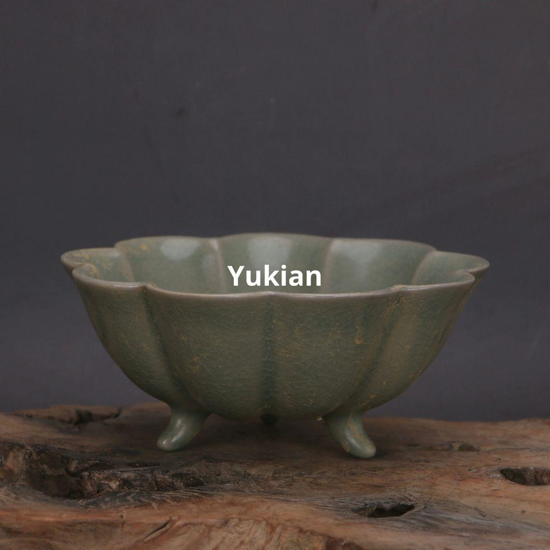 三足葵口蓮華碗 陶磁器 現代工芸品 美術品 装飾品 置物