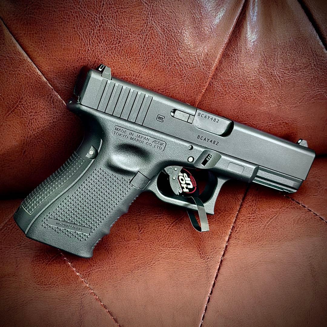 東京マルイ GLOCK19 Gen4 (新品未開封マガジン2個付き)*計3本