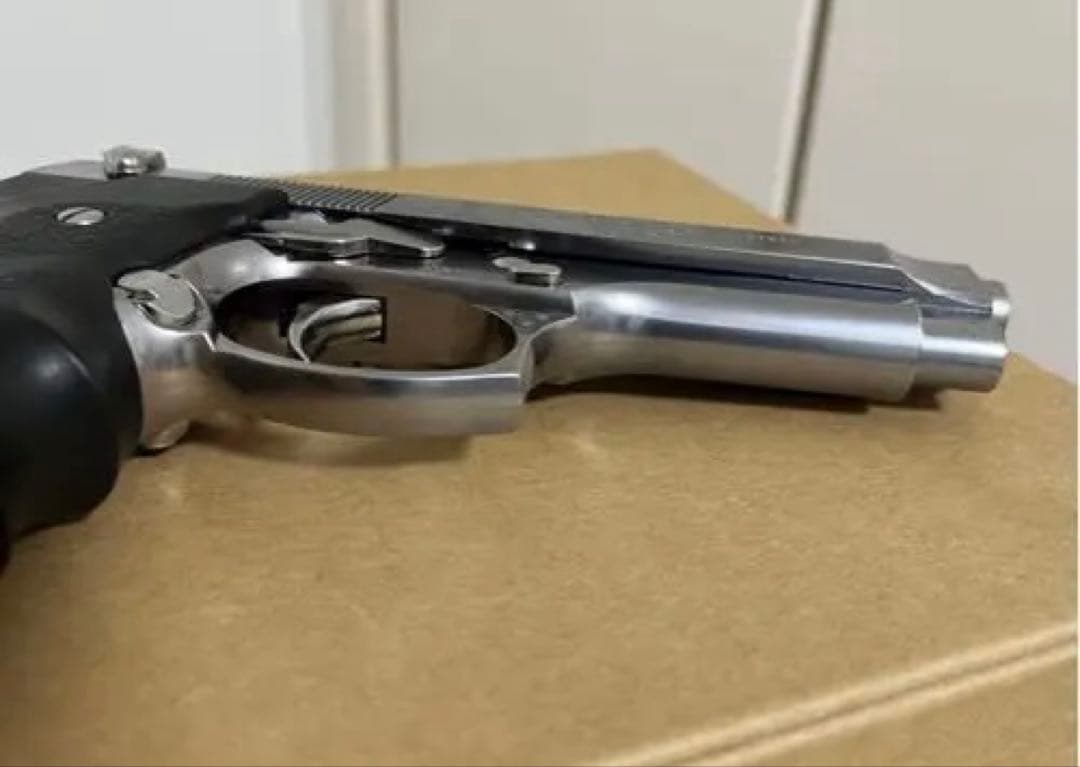 ブラックフライデー限定値引き東京マルイ　ベレッタ M92F シルバー　ガスガン