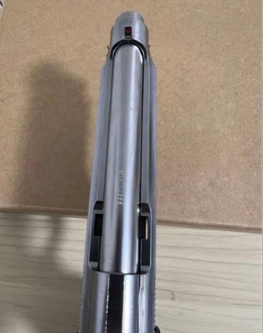 ブラックフライデー限定値引き東京マルイ　ベレッタ M92F シルバー　ガスガン