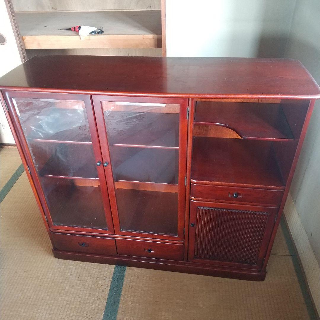 カリモク　karimoku ガラス扉付き収納家具