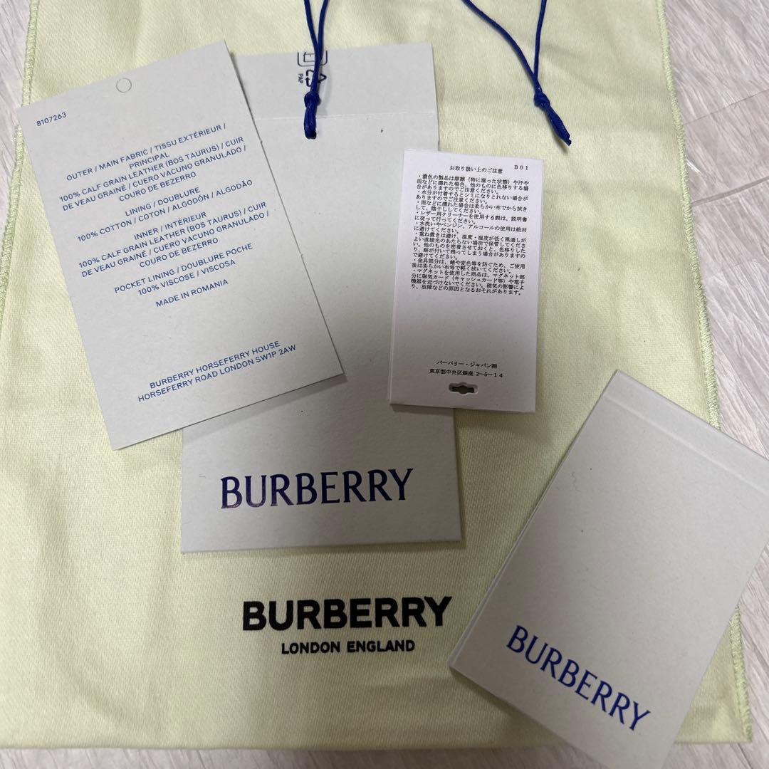 バーバリーケース