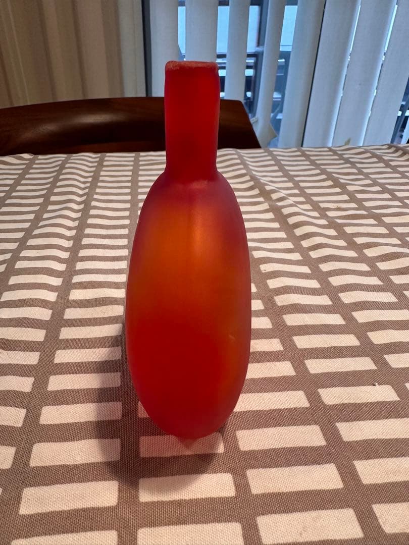 オイバトイッカ　ヌータヤルヴィ　一輪挿し