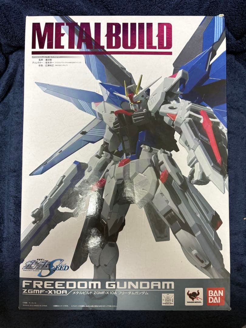 L BUILD メタルビルド　フリーダムガンダム　中古品