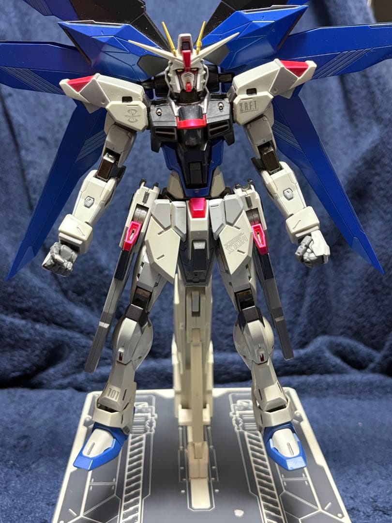 L BUILD メタルビルド　フリーダムガンダム　中古品