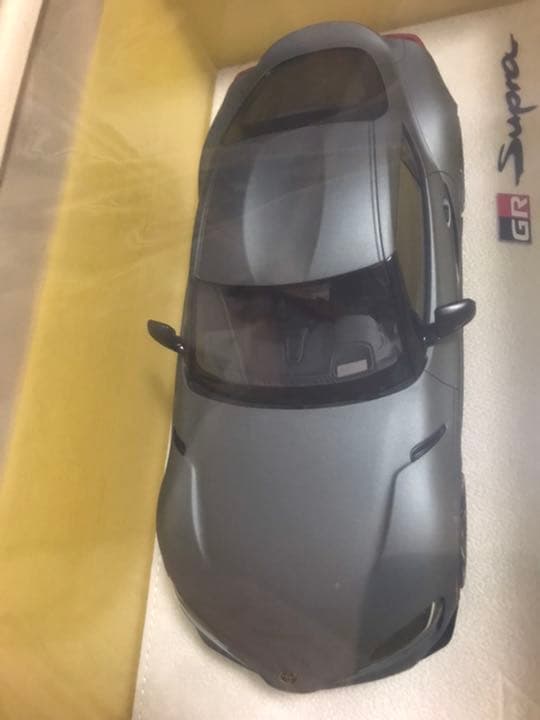 A90 スープラ　ミニカー　トヨタ　18分の1