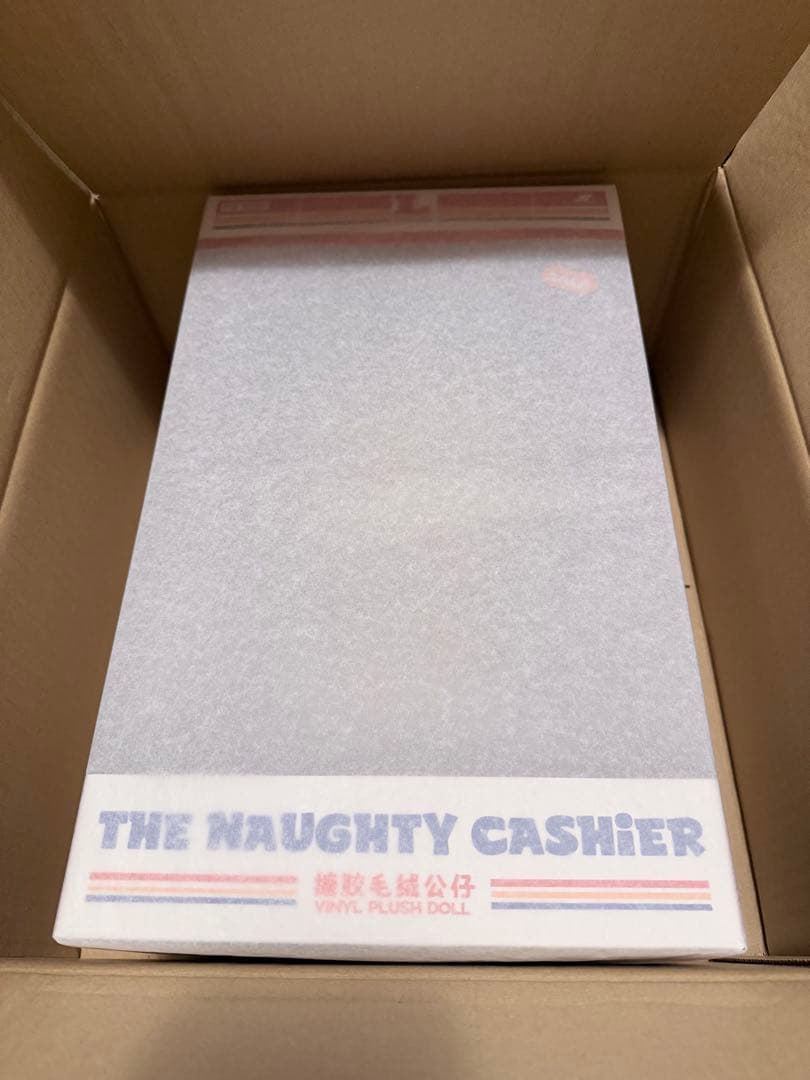 ラブブ　LABUBU The Naughty Cashier ぬいぐるみ　国内品