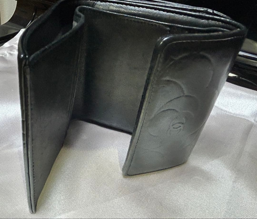 CHANEL カメリア　財布　ココマーク　ラムスキン　箱　証明カードあり