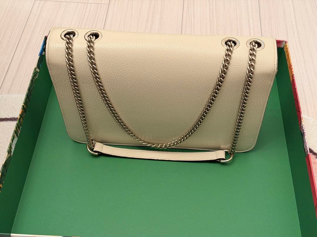 Gucci ベージュ ショルダーバッグ