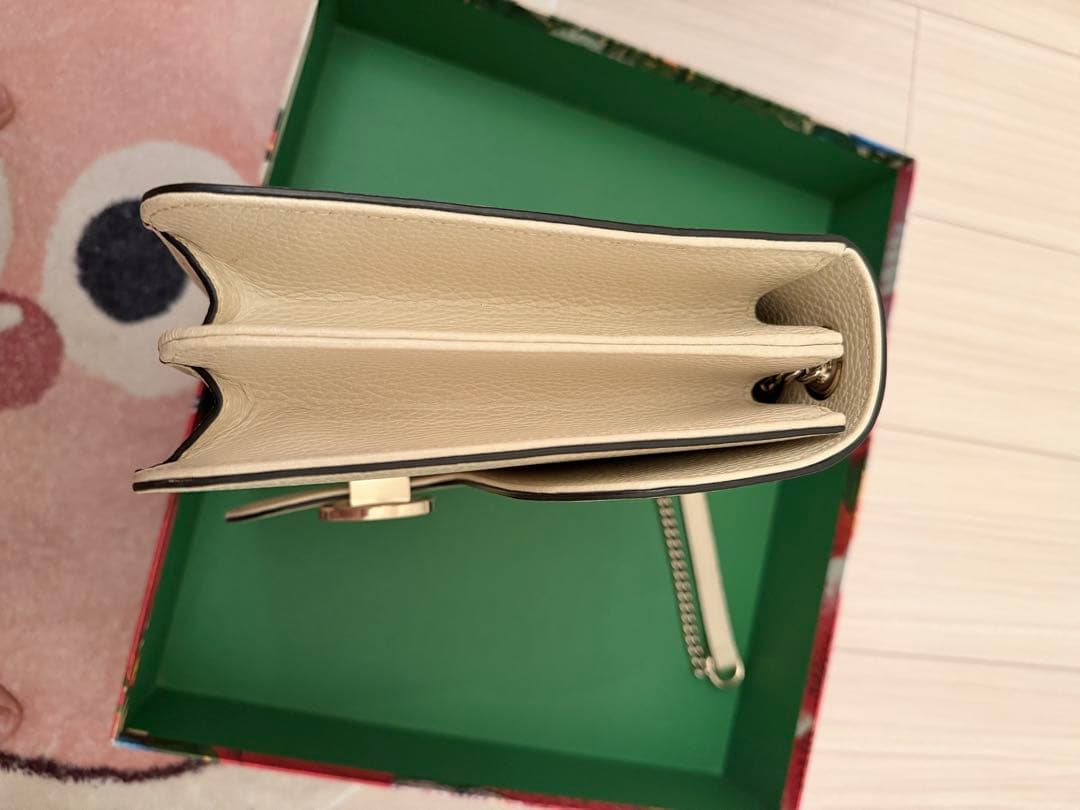 Gucci ベージュ ショルダーバッグ
