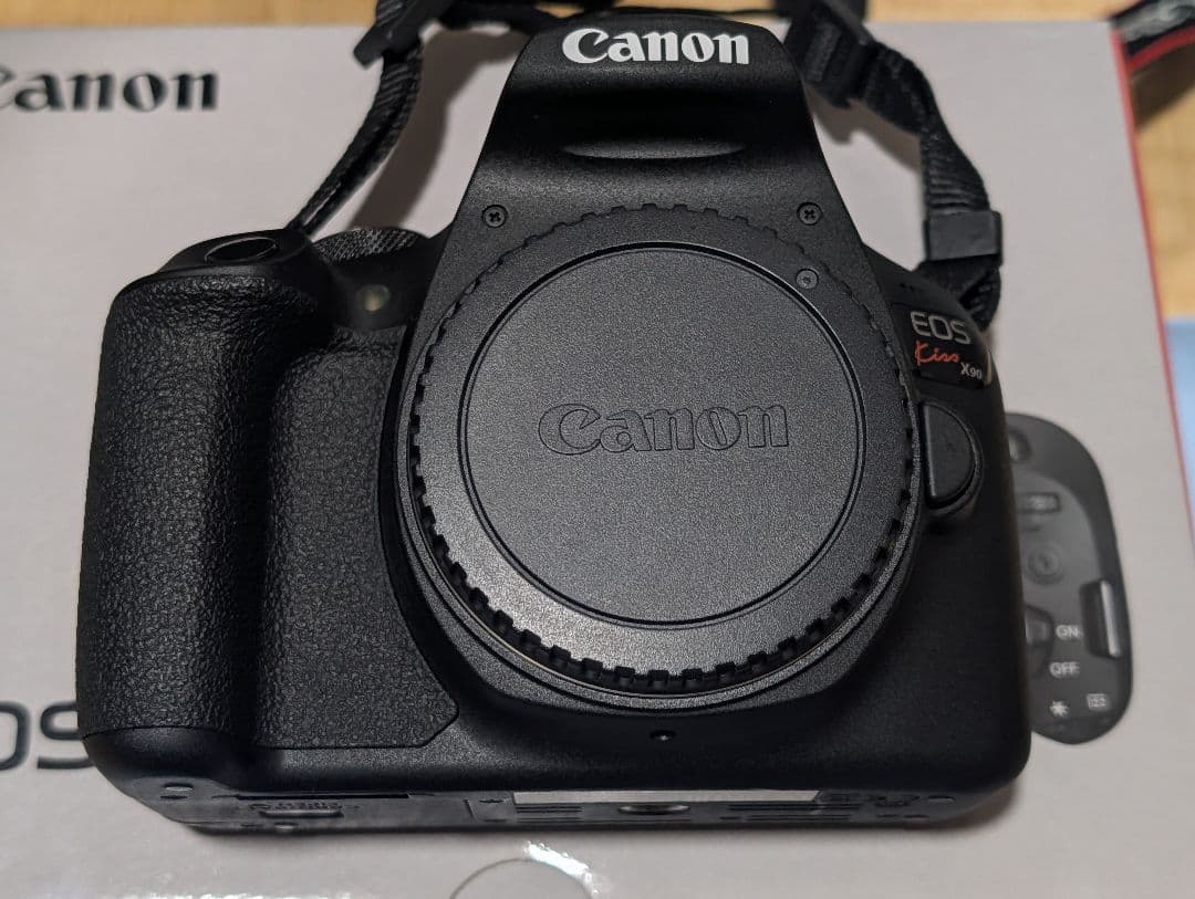 EOS Kiss X90、デジタル専用レンズ3本、320EXセット