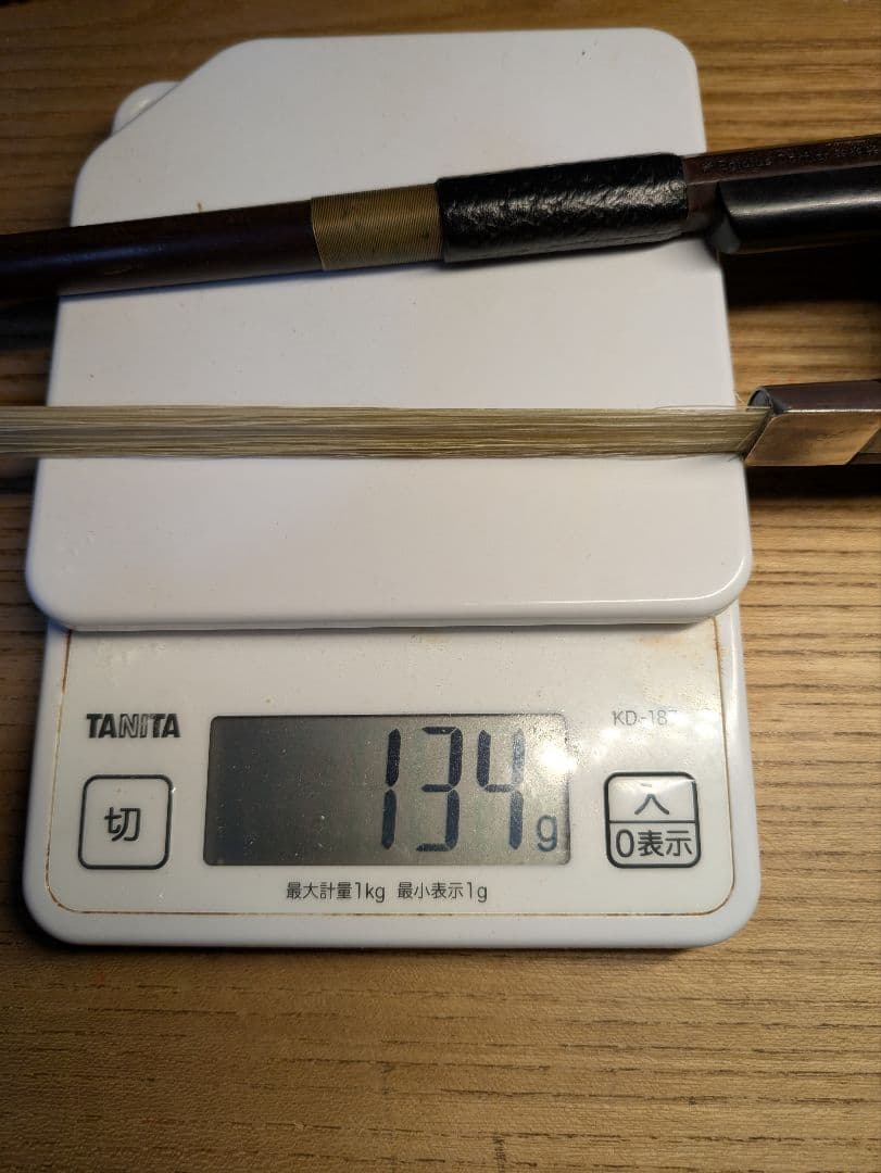 コントラバス弓　*Egidius Dörflar***