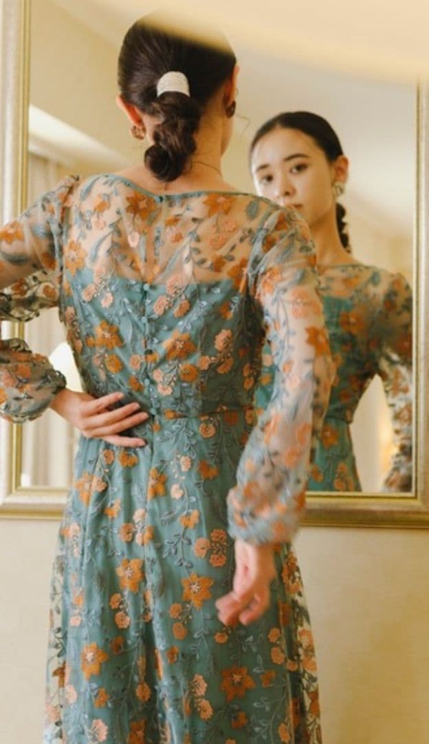 花柄シースルーロングドレス